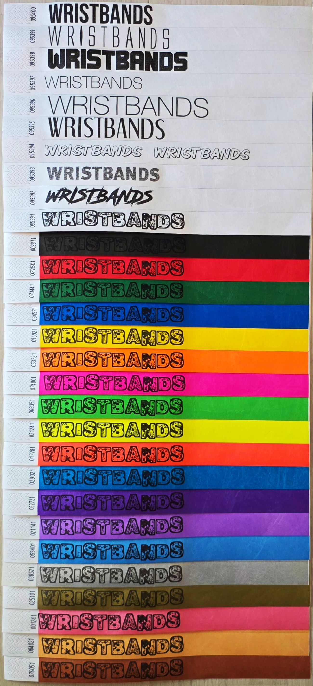 Zwarte bedrukking op alle kleuren Tyvek-polsbandjes